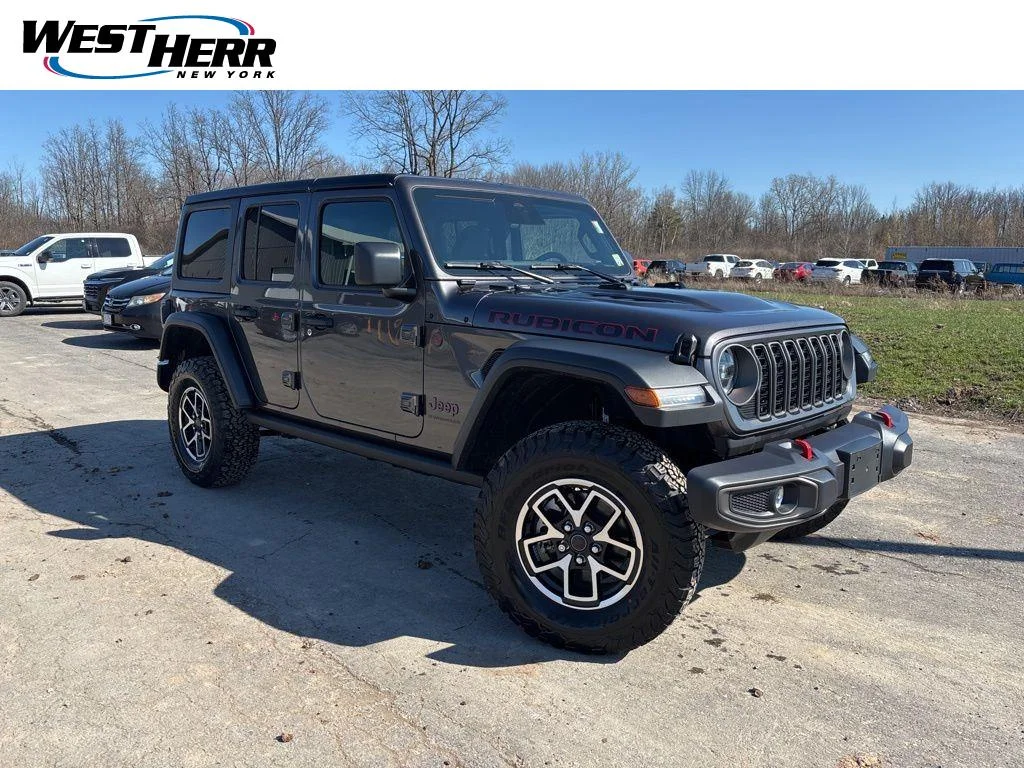 Used 2025  Jeep Rubicon image 1