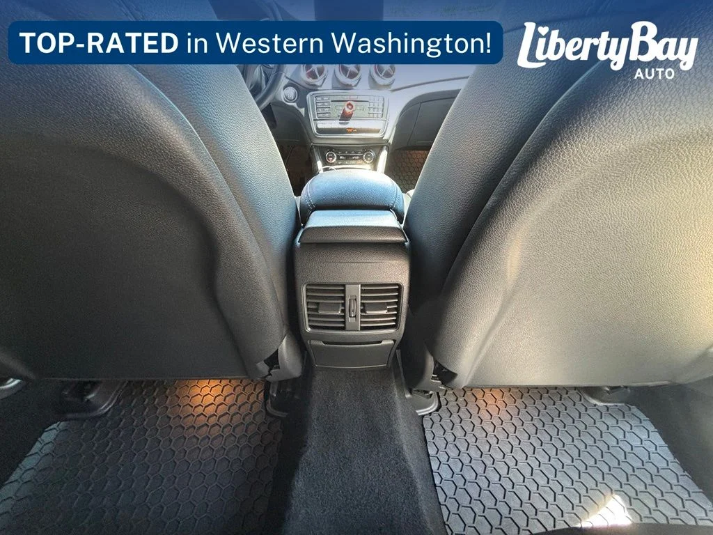Used 2019 White Mercedes-Benz GLA 250 image 18