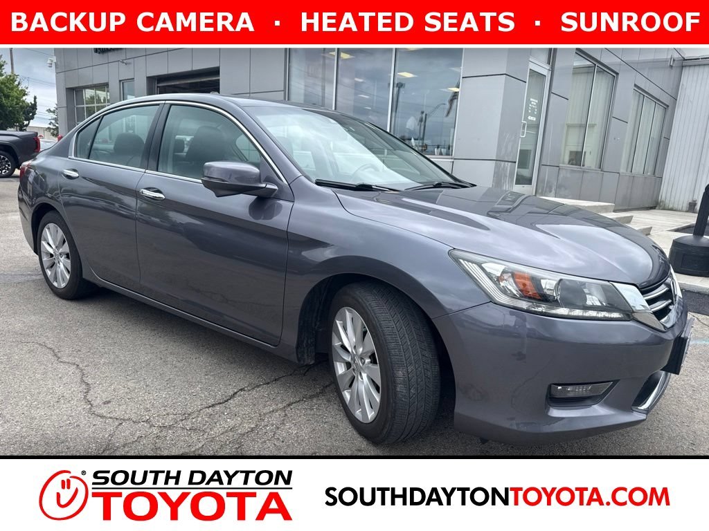 Used 2015  Honda EX-L image 1