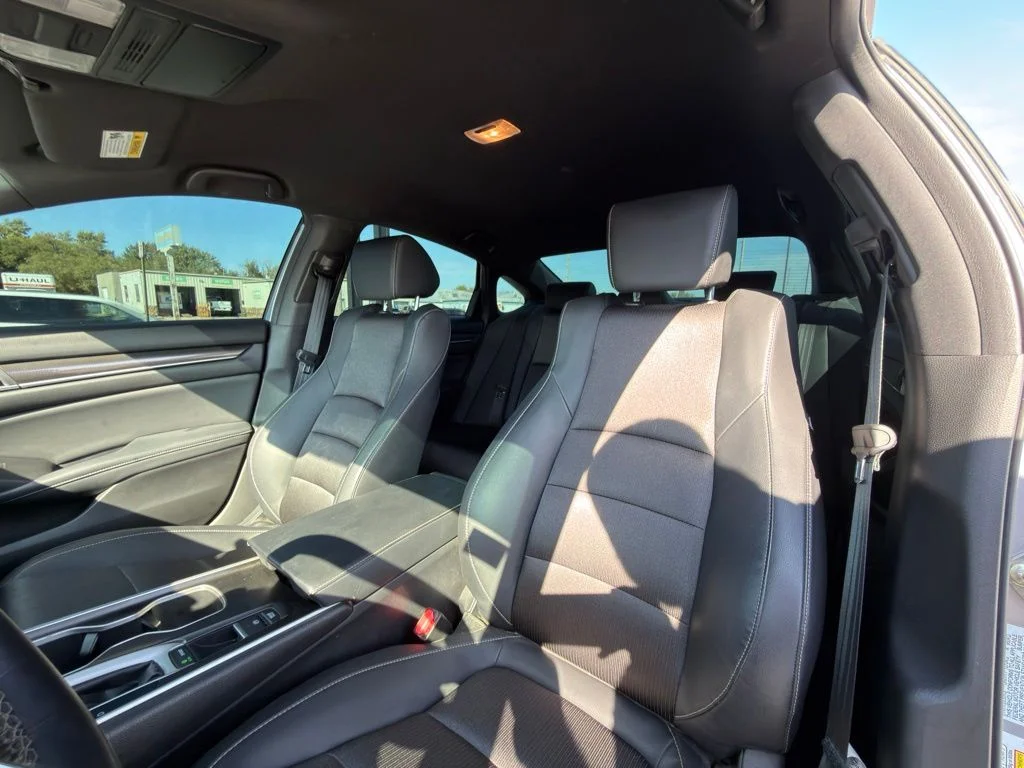 Used 2018 Silver Honda Sport image 11