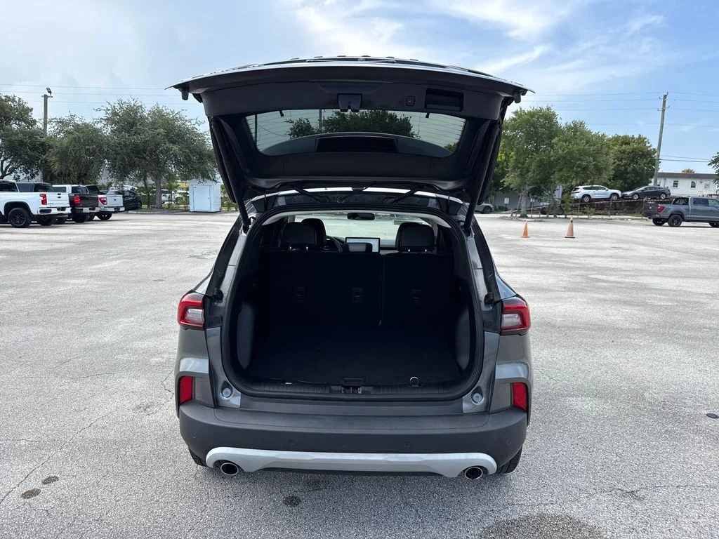 Certified Used 2023 Gray Ford Platinum image 29