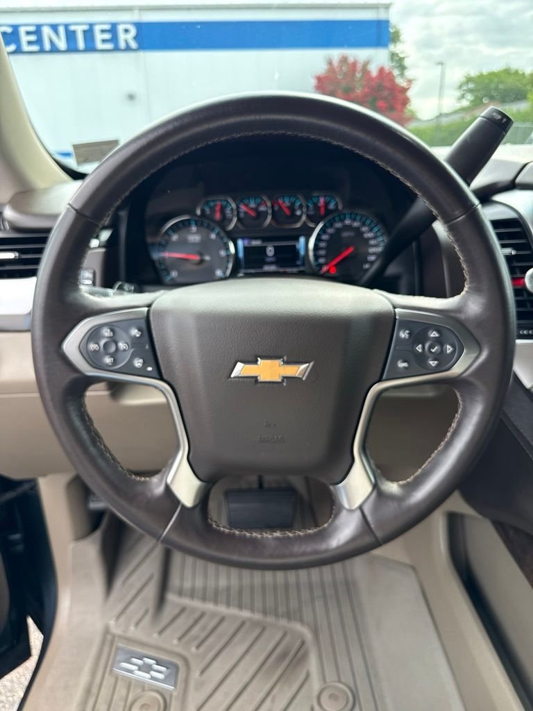 Used 2020 Gray Chevrolet LT image 8