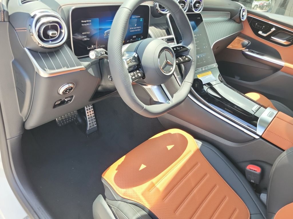 New 2027 Polar White Mercedes-Benz GLC 300 image 18