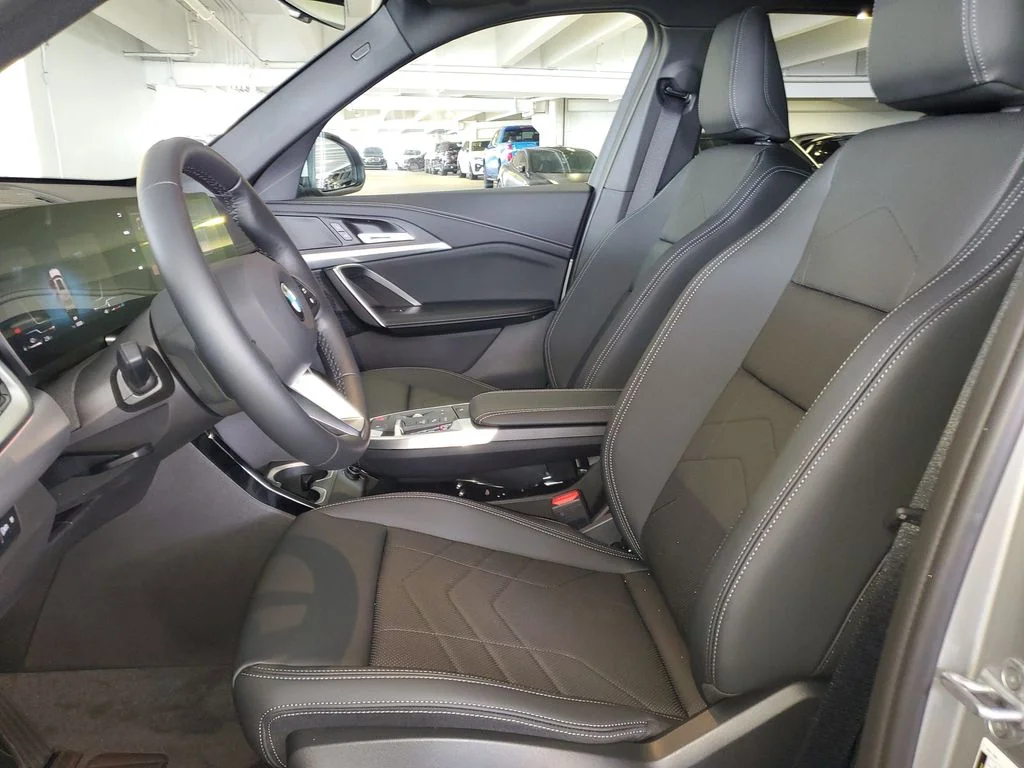New 2026 Silver BMW xDrive28i image 16