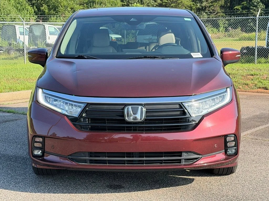 Used 2021 Red Honda Touring image 35