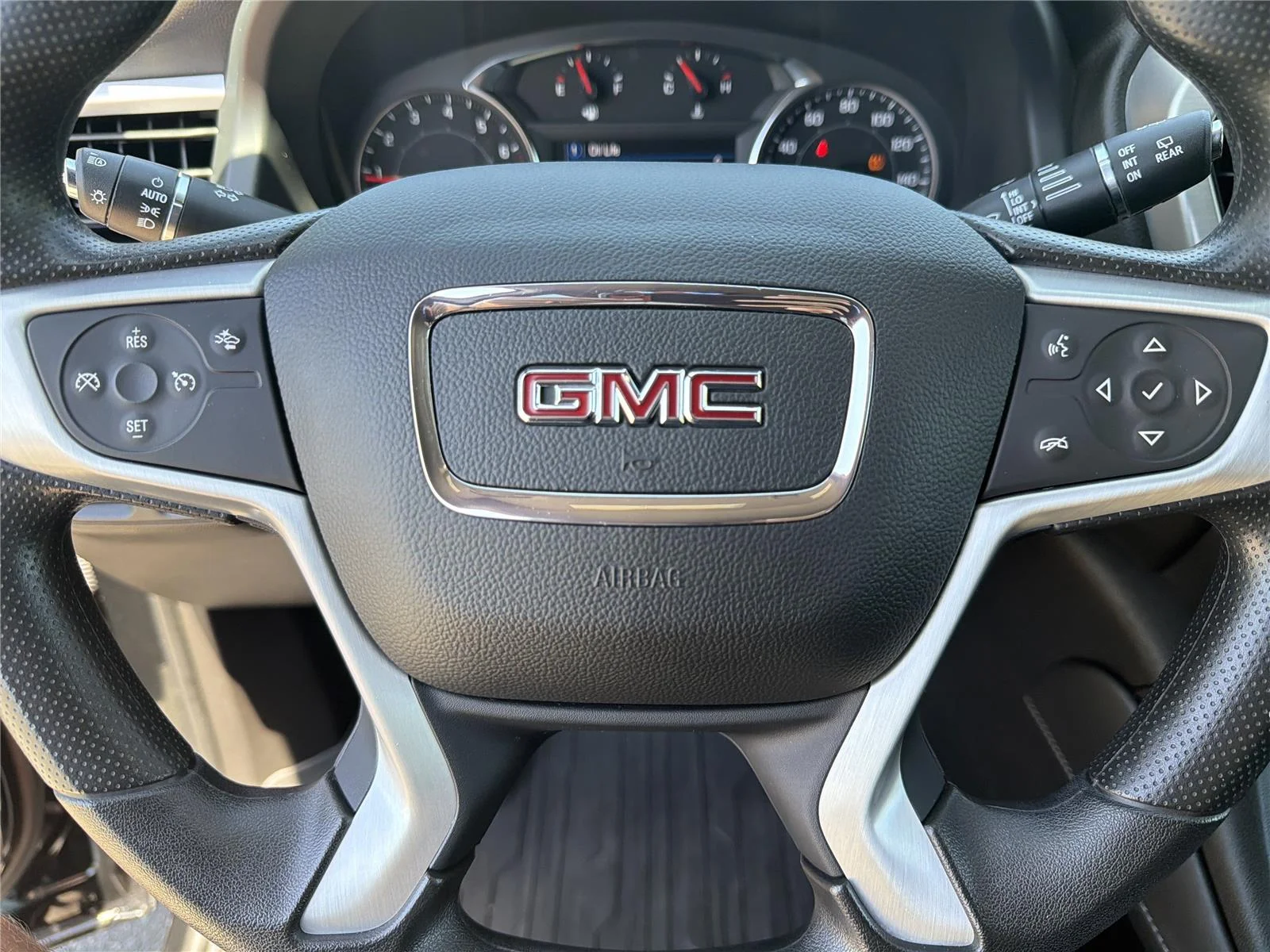 Used 2023 Ebony Twilight Metallic GMC SLE image 14