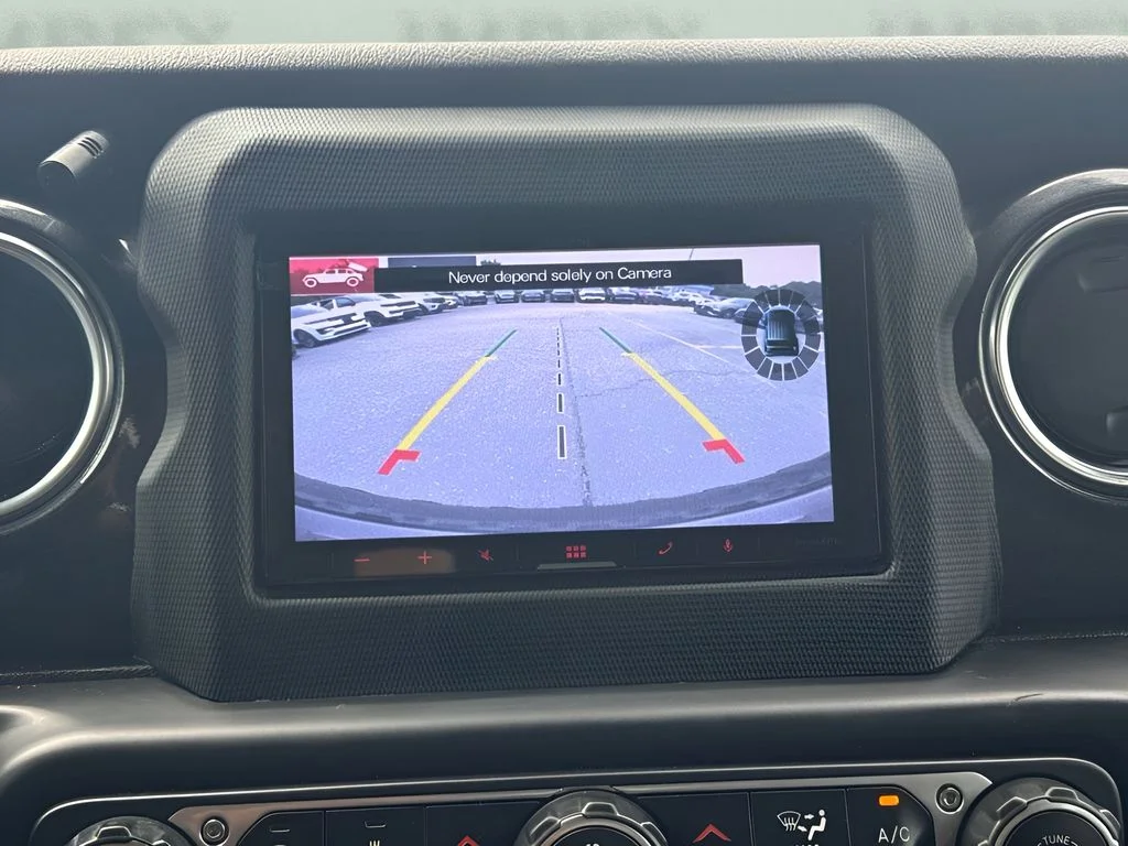 Used 2021 Gray Jeep Unlimited Rubicon 392 image 11