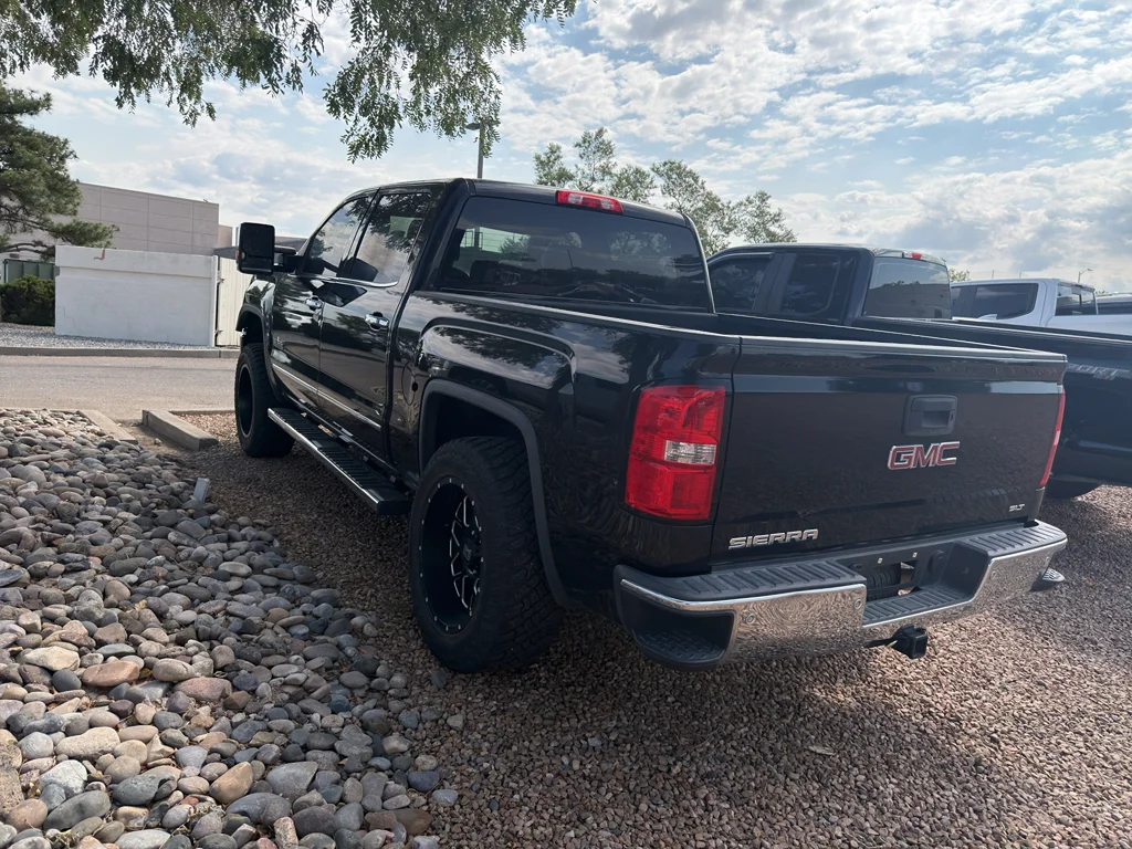 Used 2015 Onyx Black GMC SLT image 8