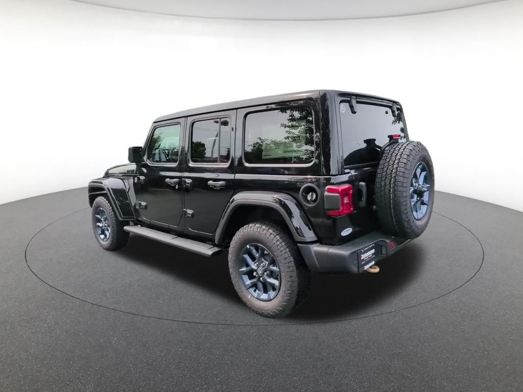 New 2026 Black Clear-Coat Exterior Paint Jeep 85th Anniversary Edition image 8