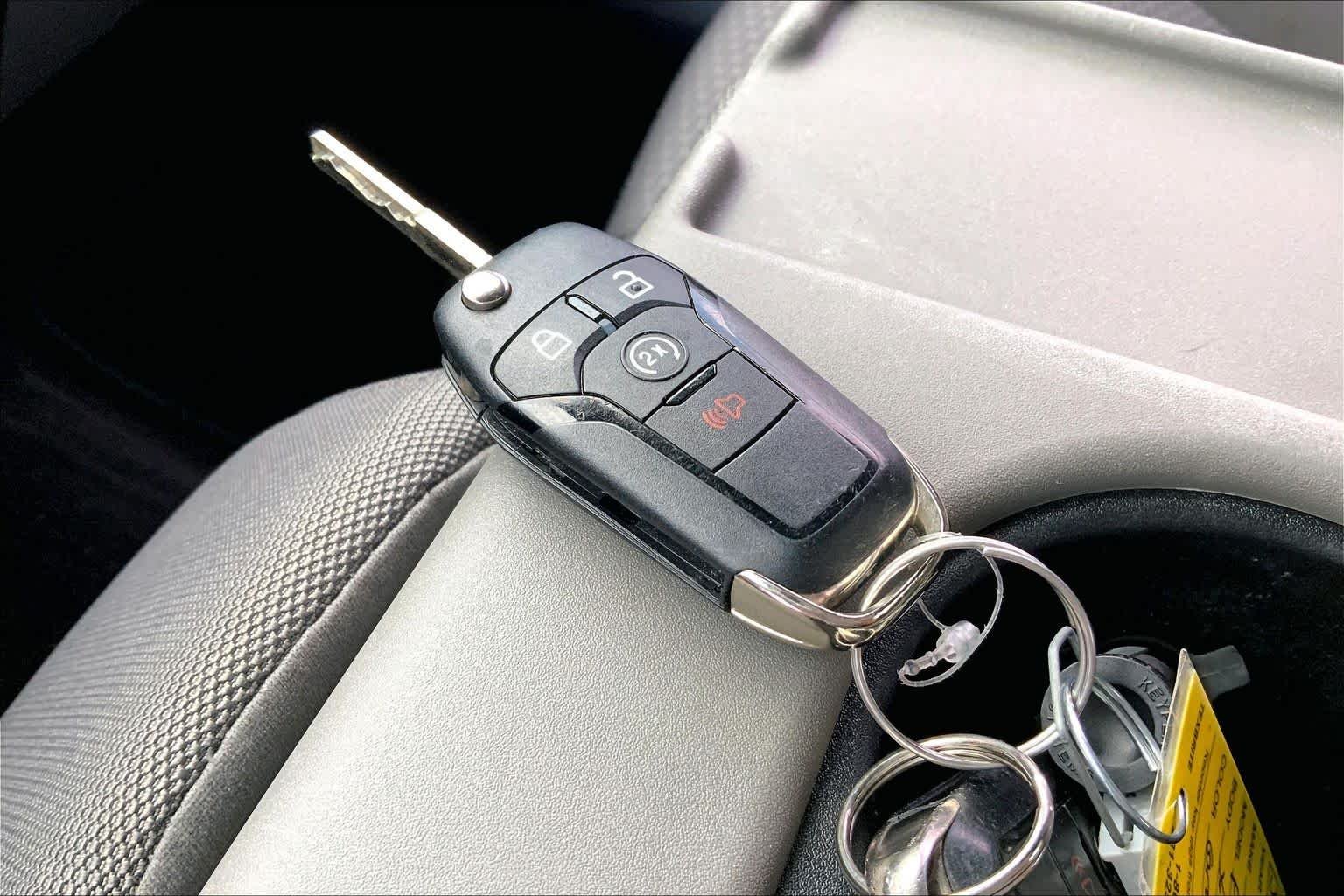Used 2018 Ingot Silver Metallic Ford XLT image 14