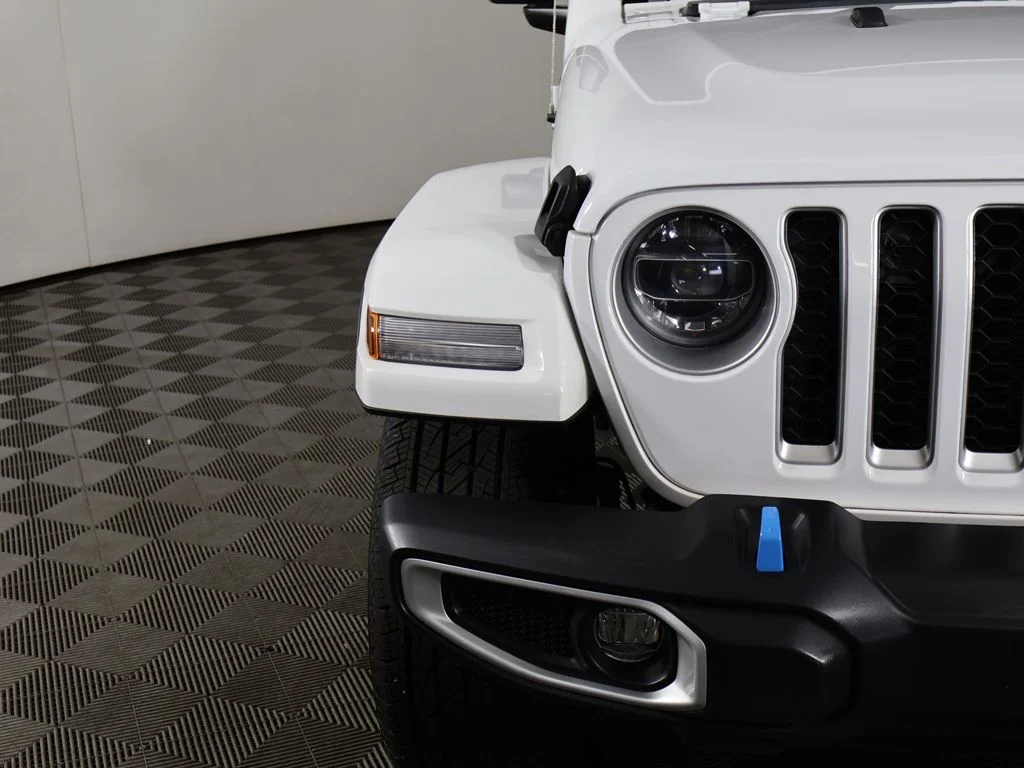 Used 2022 Bright White Clearcoat Jeep Unlimited Sahara 4xe image 10