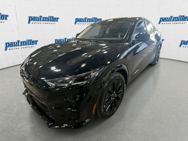 New 2026 Black Ford Premium image 1