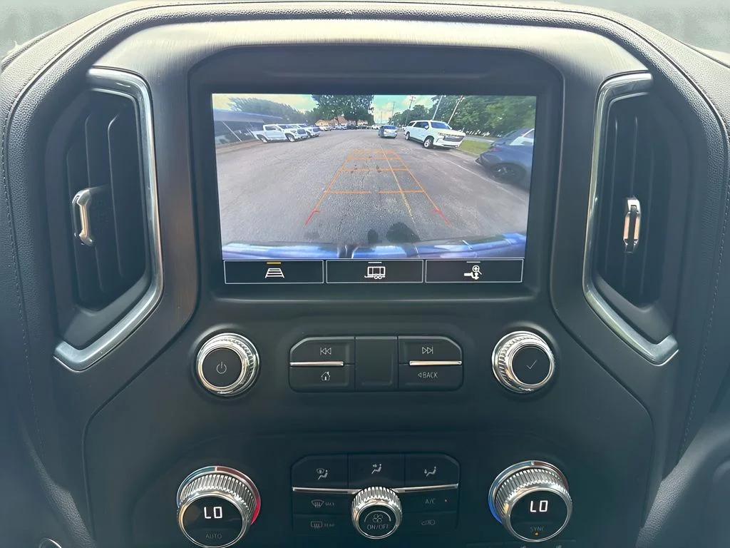 Used 2021 Red GMC AT4 image 23