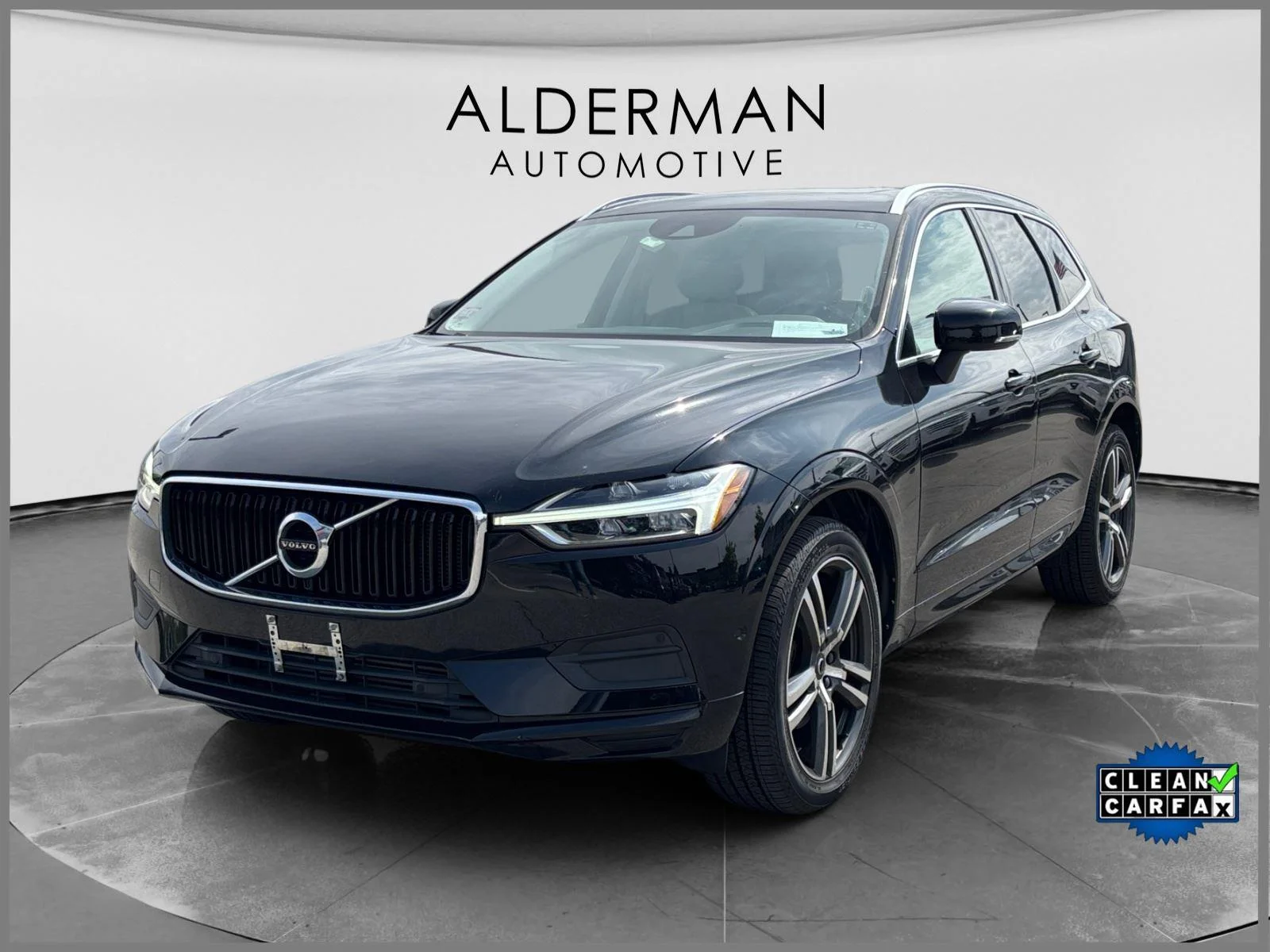 2018 Volvo XC60 T5 Momentum AWD's photo