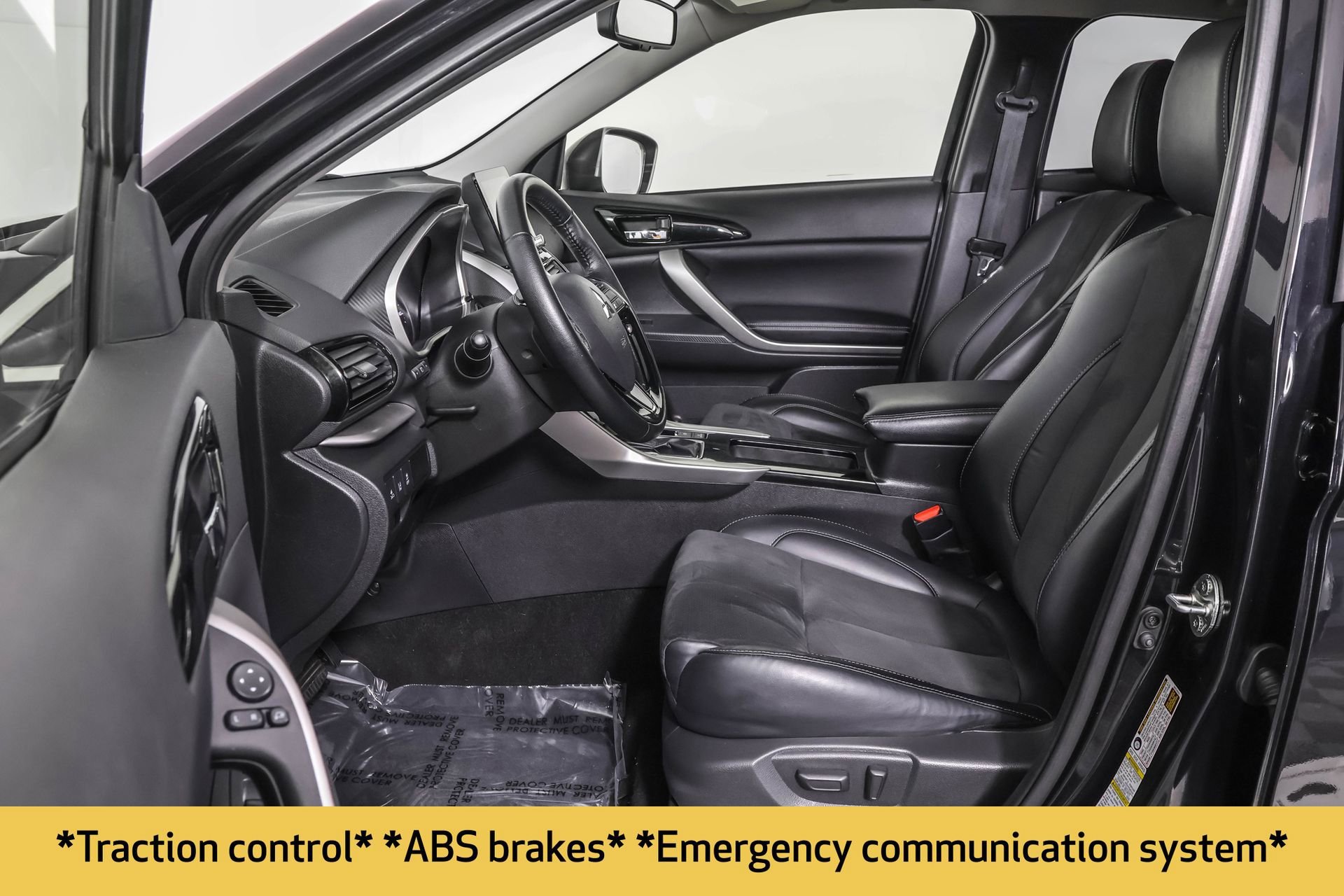 2024 Mitsubishi Eclipse Cross SE photo 3