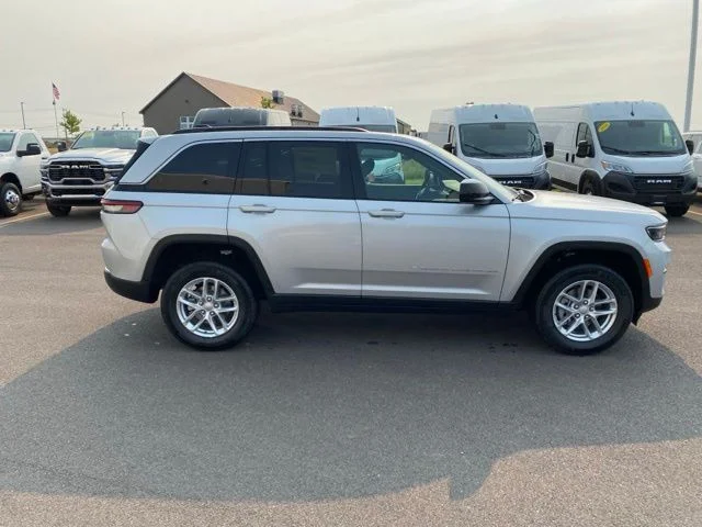 New 2026 Silver Jeep Laredo X image 6