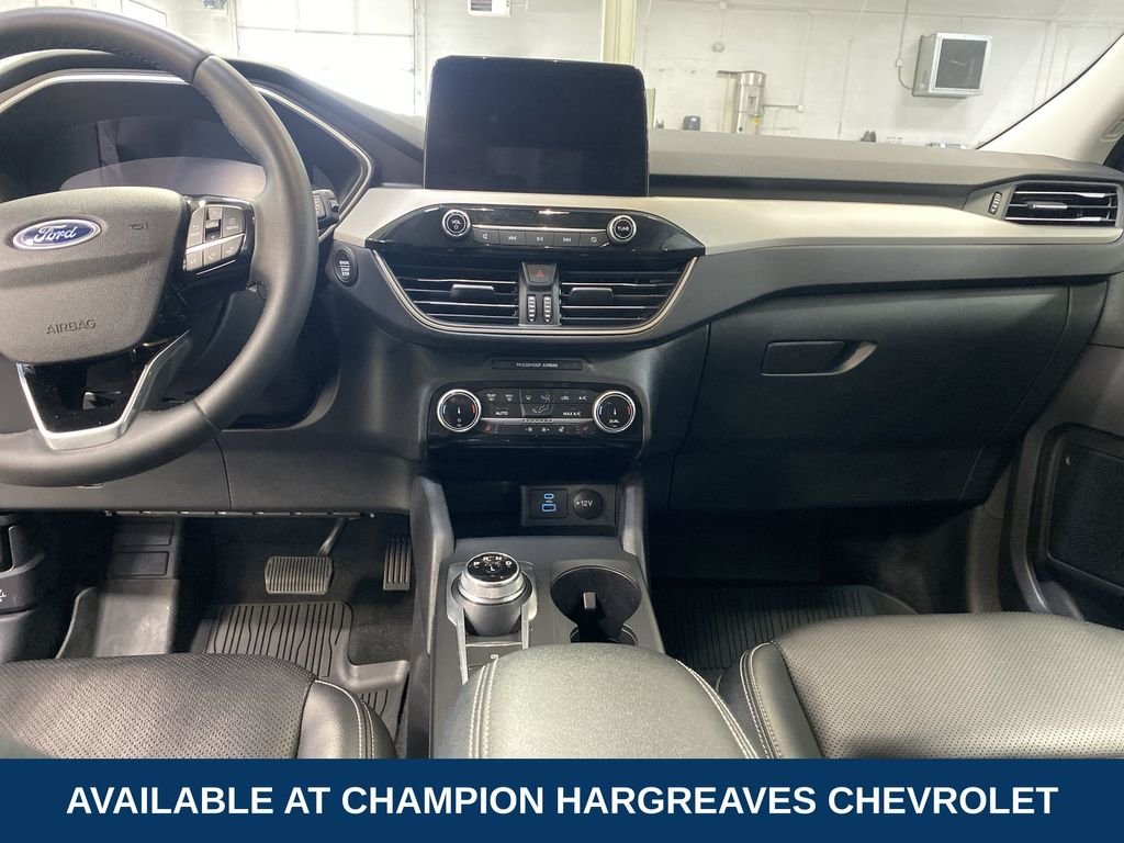 Used 2022 Blue Metallic Ford SEL image 27