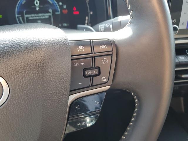 Certified Used 2025 ICE CAP Toyota  image 20