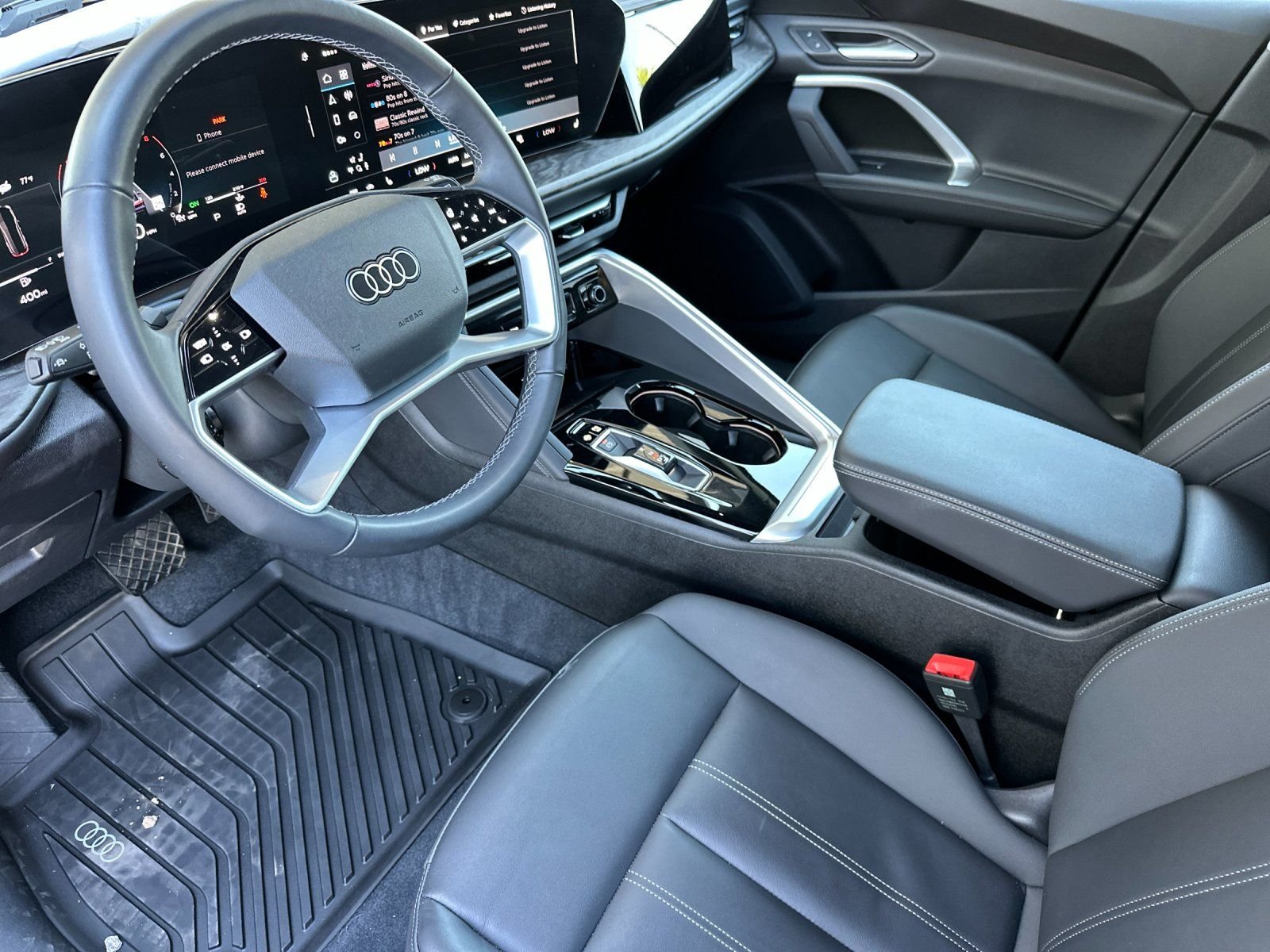 Used 2025 Black Audi 2.0T Premium image 9