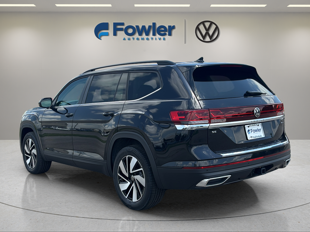 New 2026 Black Volkswagen 2.0T SE w/Technology image 5