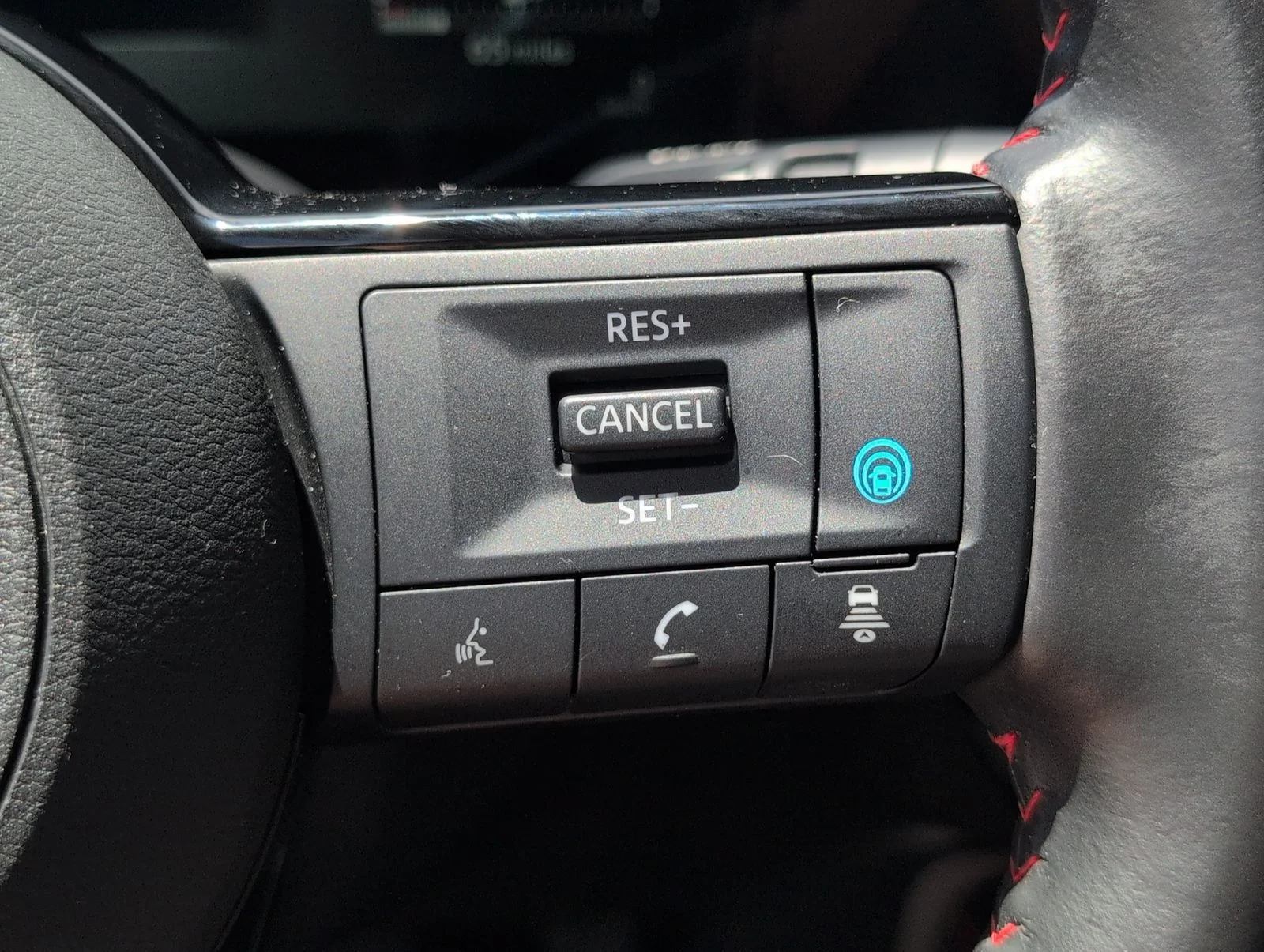 Used 2025 Black Nissan SR image 25