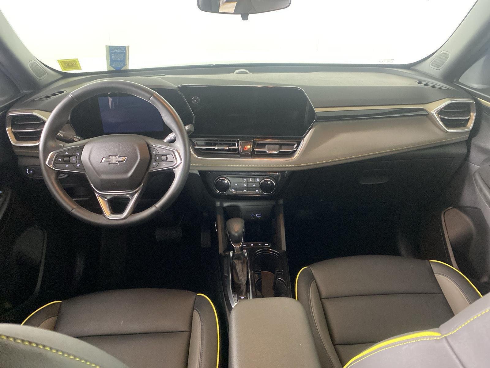 Used 2024 Sterling Gray Metallic Chevrolet ACTIV image 24