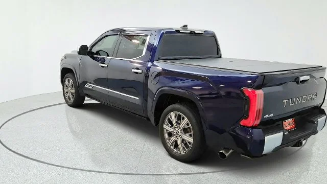 Used 2022  Toyota Capstone image 8