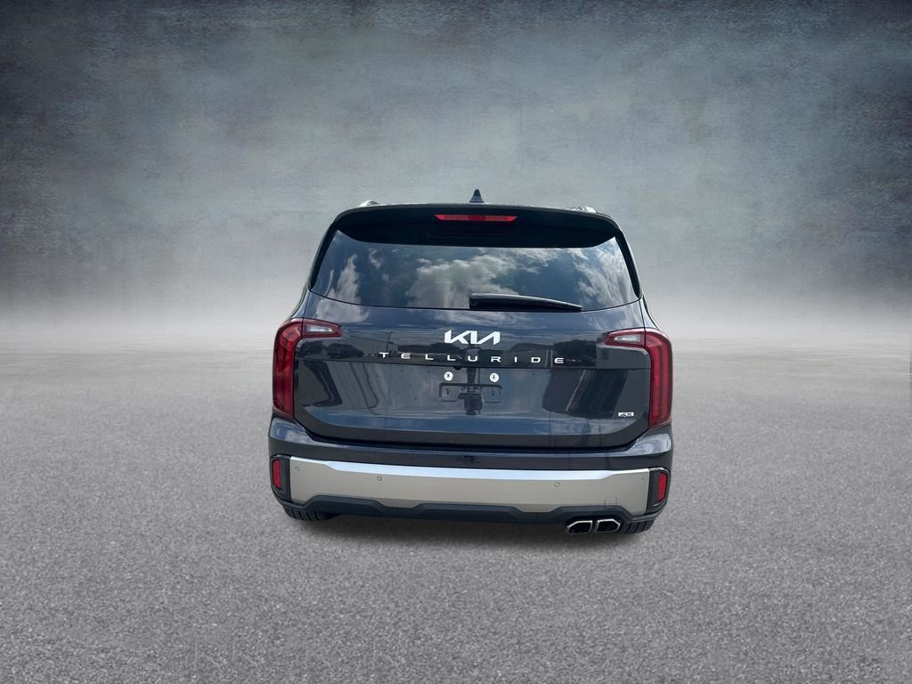 Used 2025 Gray Kia S image 37