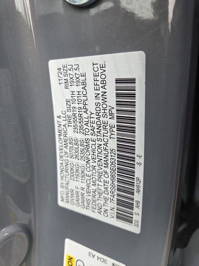 Used 2025 Urban Gray Pearl Honda  image 33