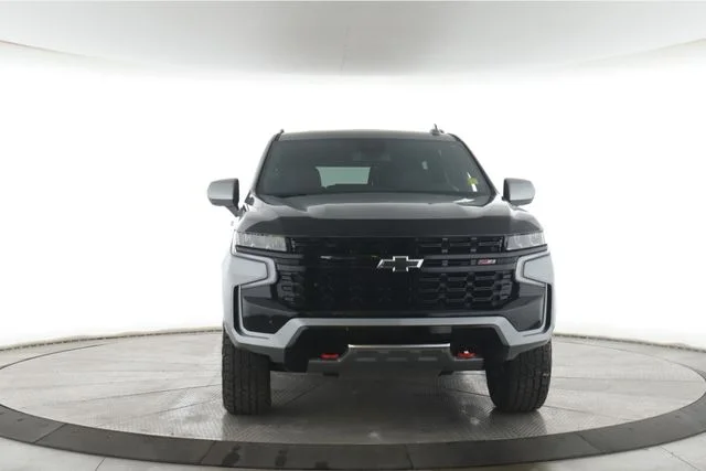 Used 2023 Gray Chevrolet Z71 image 12