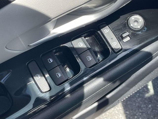 Certified Used 2022 Gray Hyundai Limited image 18