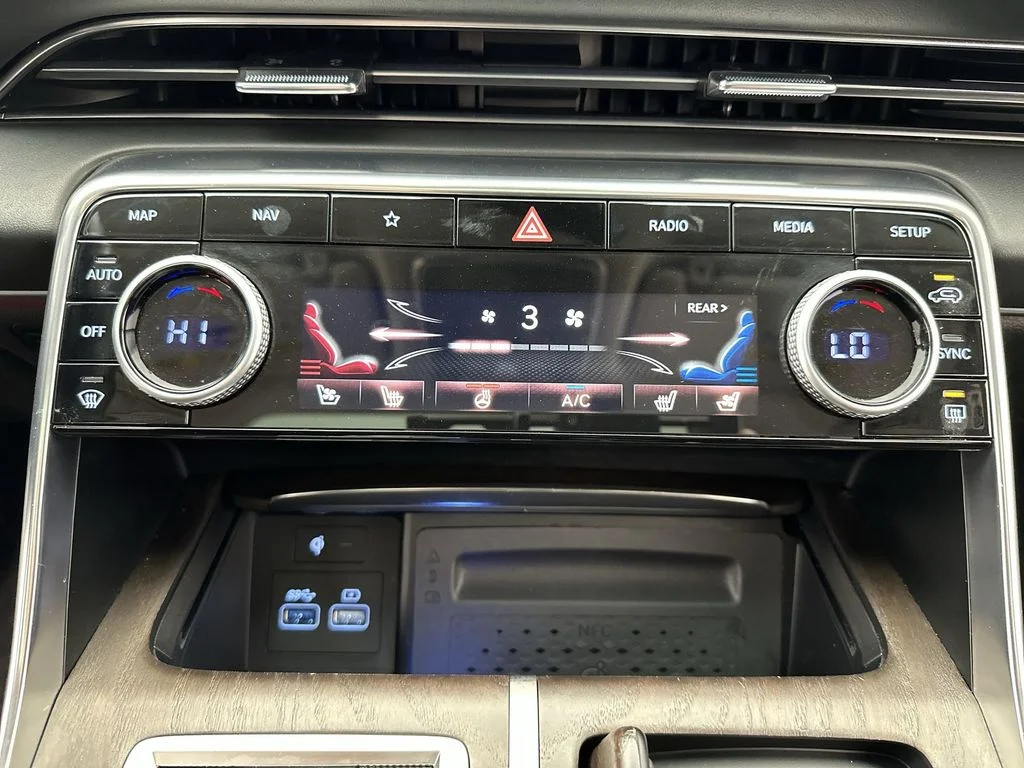 2023 GENESIS GV80 Standard - Photo 19