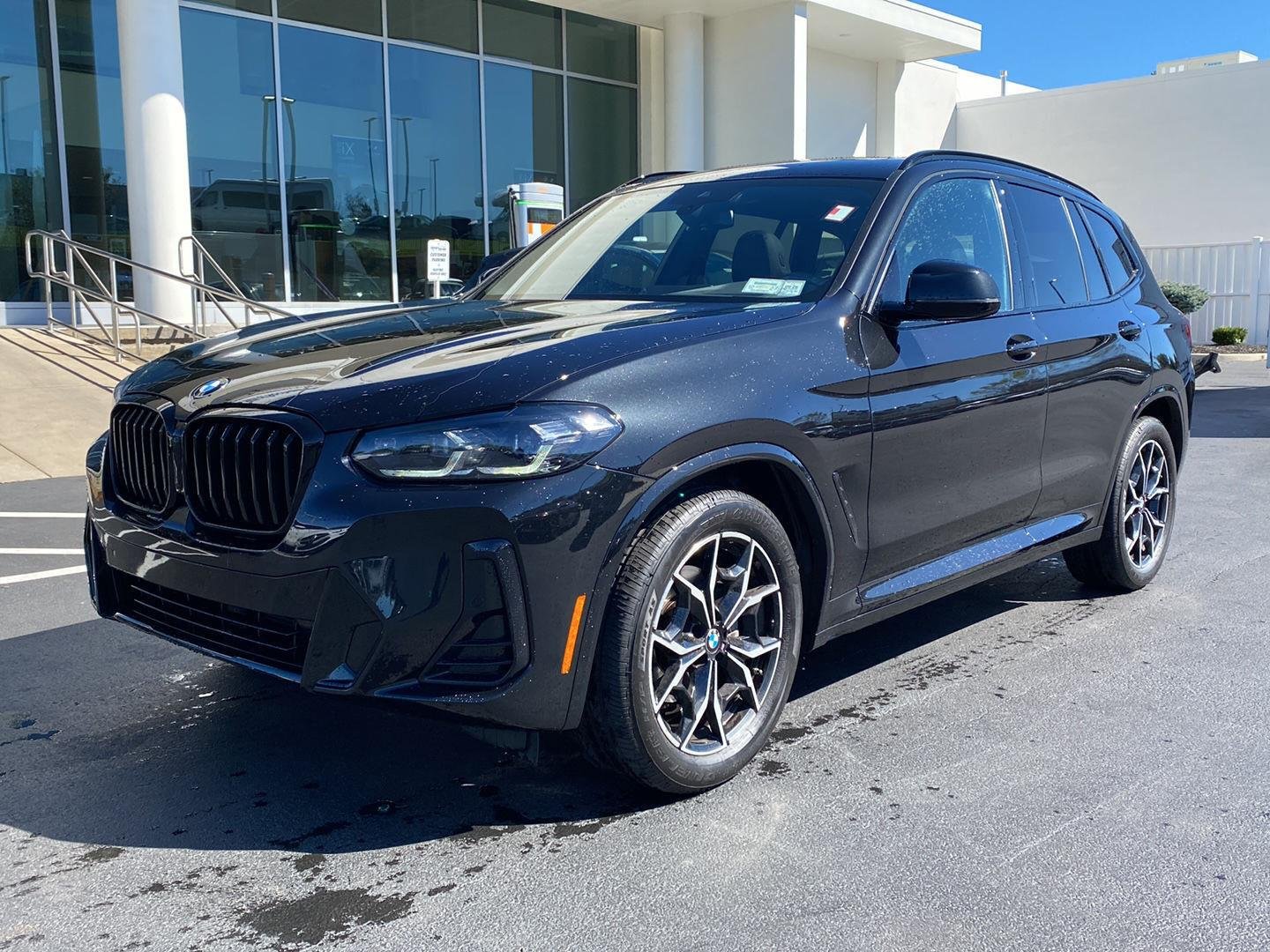Used 2024 Black Sapphire Metallic BMW xDrive30i image 7