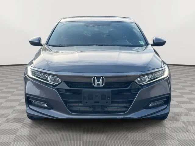 Used 2019  Honda Sport image 2