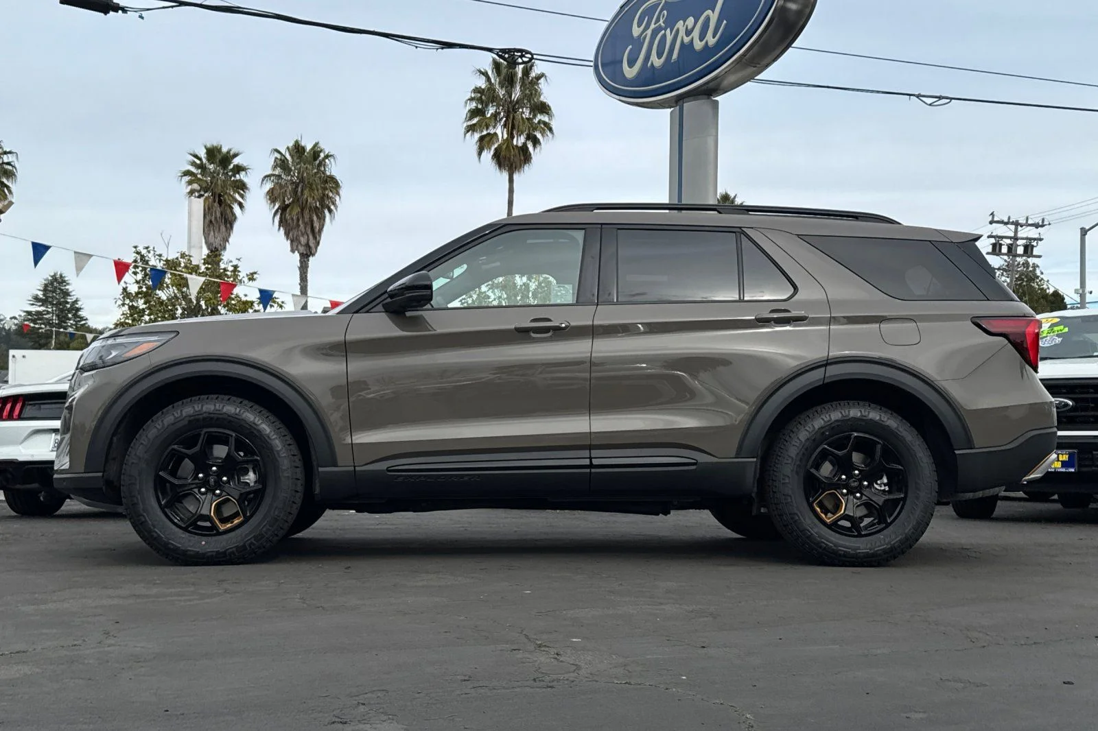 New 2026 Marsh Gray Ford Tremor® image 7