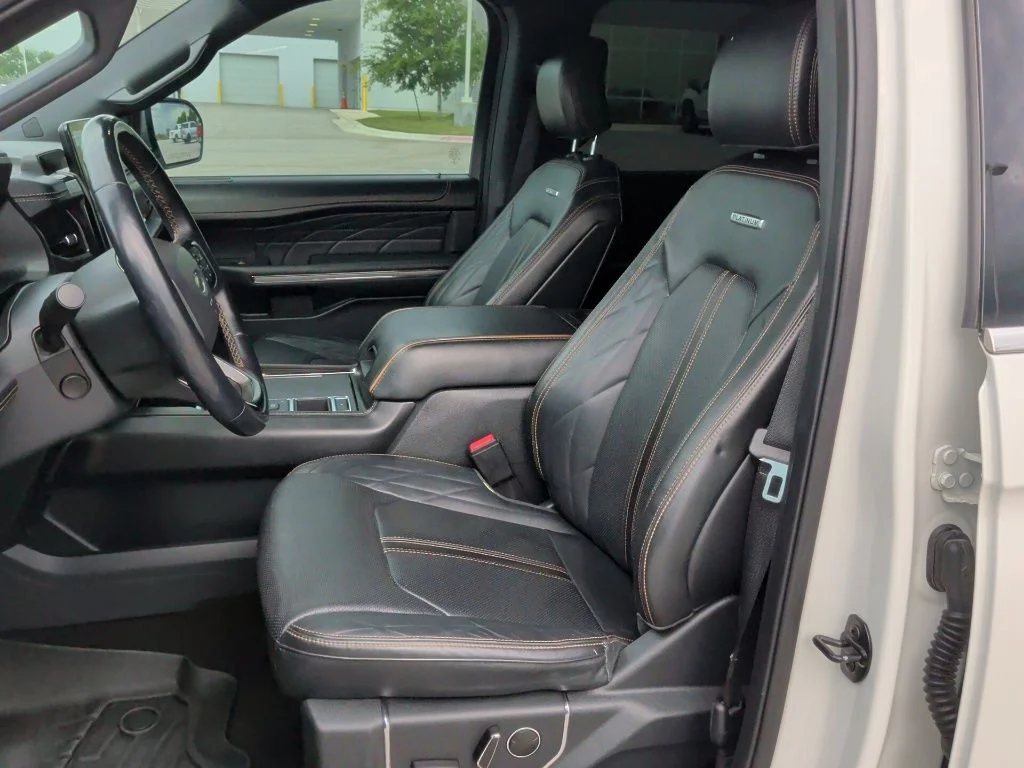 Used 2022 White Ford Platinum image 13
