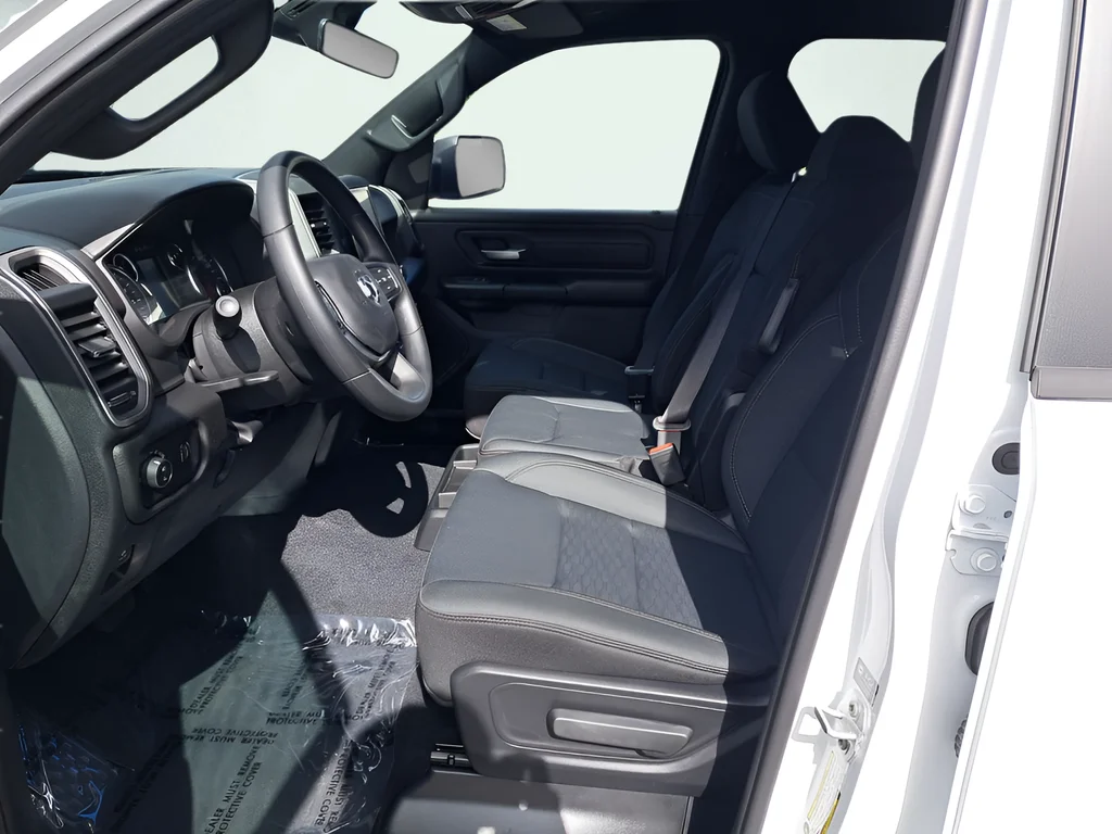 New 2026 Bright White Clearcoat RAM Express image 32