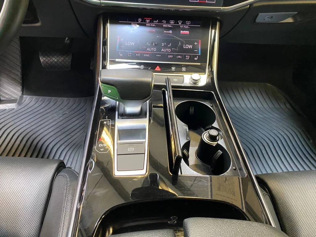 Used 2019  Audi L 55 image 46