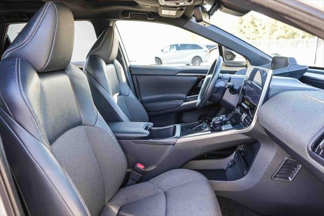 Certified Used 2023 ELEMENTAL SILVER Toyota  image 20