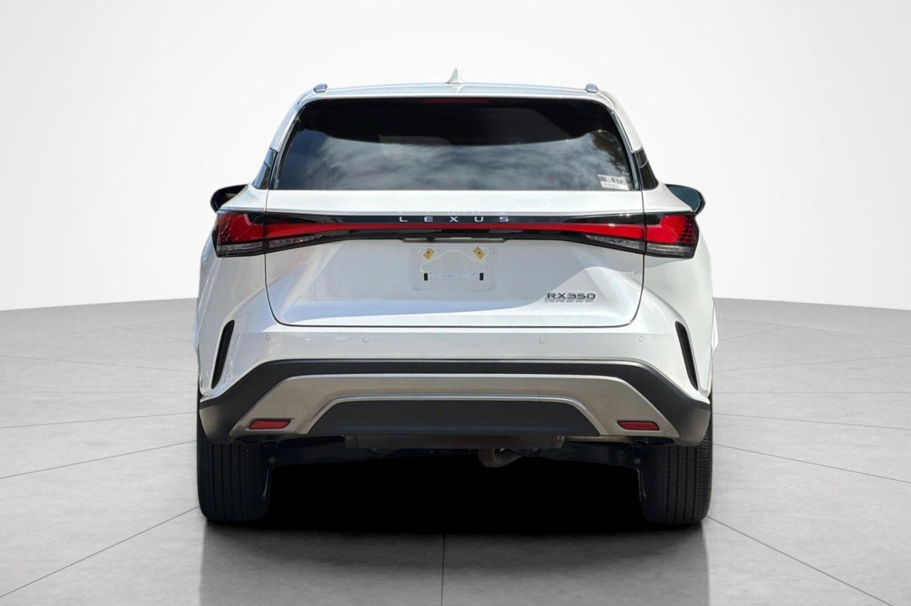 Used 2024  Lexus RX 350 image 4