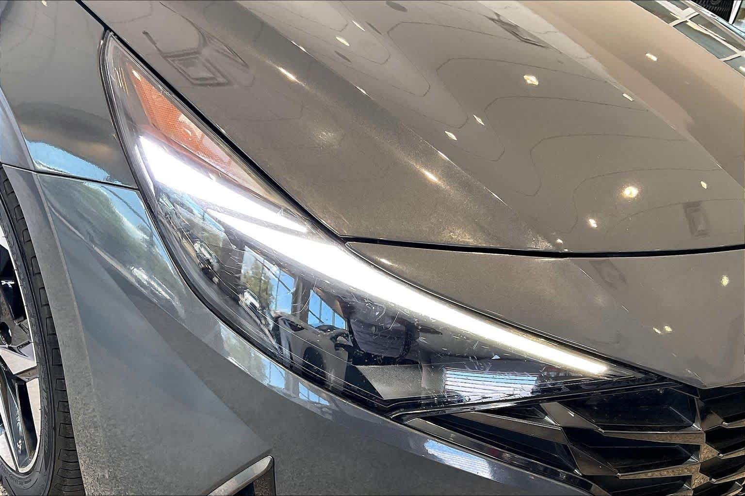 Used 2023 Ecotronic Gray Hyundai Limited image 27