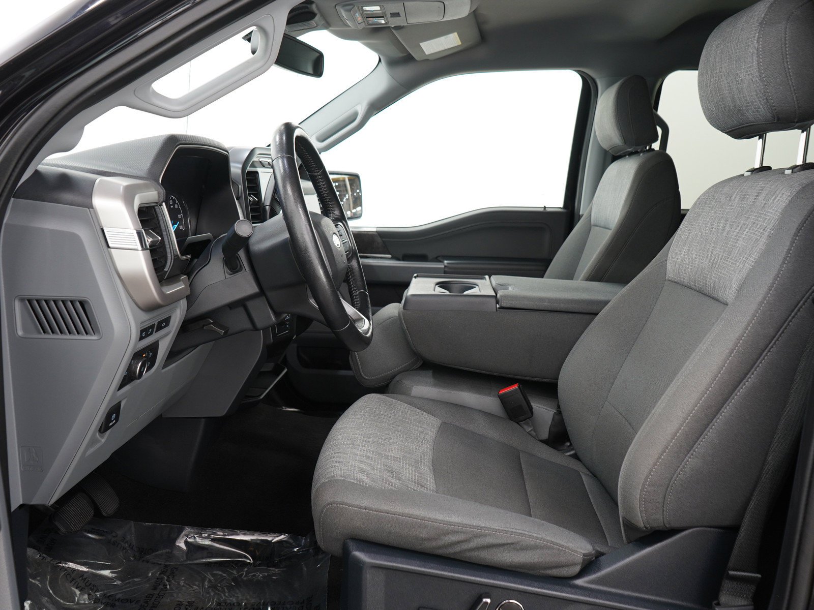 Used 2021 AGATE BLACK METALLIC Ford  image 21