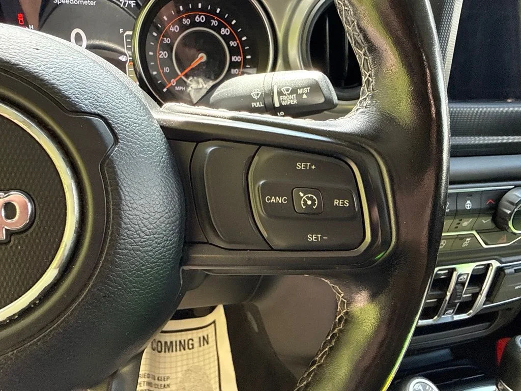Used 2021 Gray Jeep  image 26
