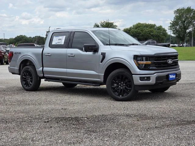 New 2026 Iconic Silver Metallic Ford XLT image 2