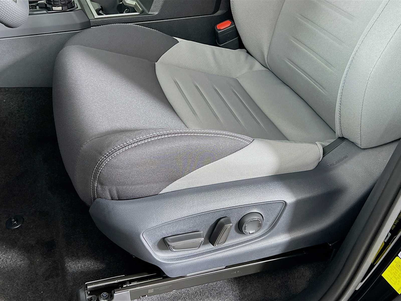 2026 Toyota Tacoma — photo 17