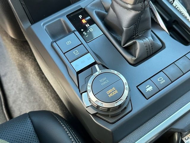 New 2026 Wind Chill Pearl <sup>1</sup> Toyota Tacoma Limited image 28