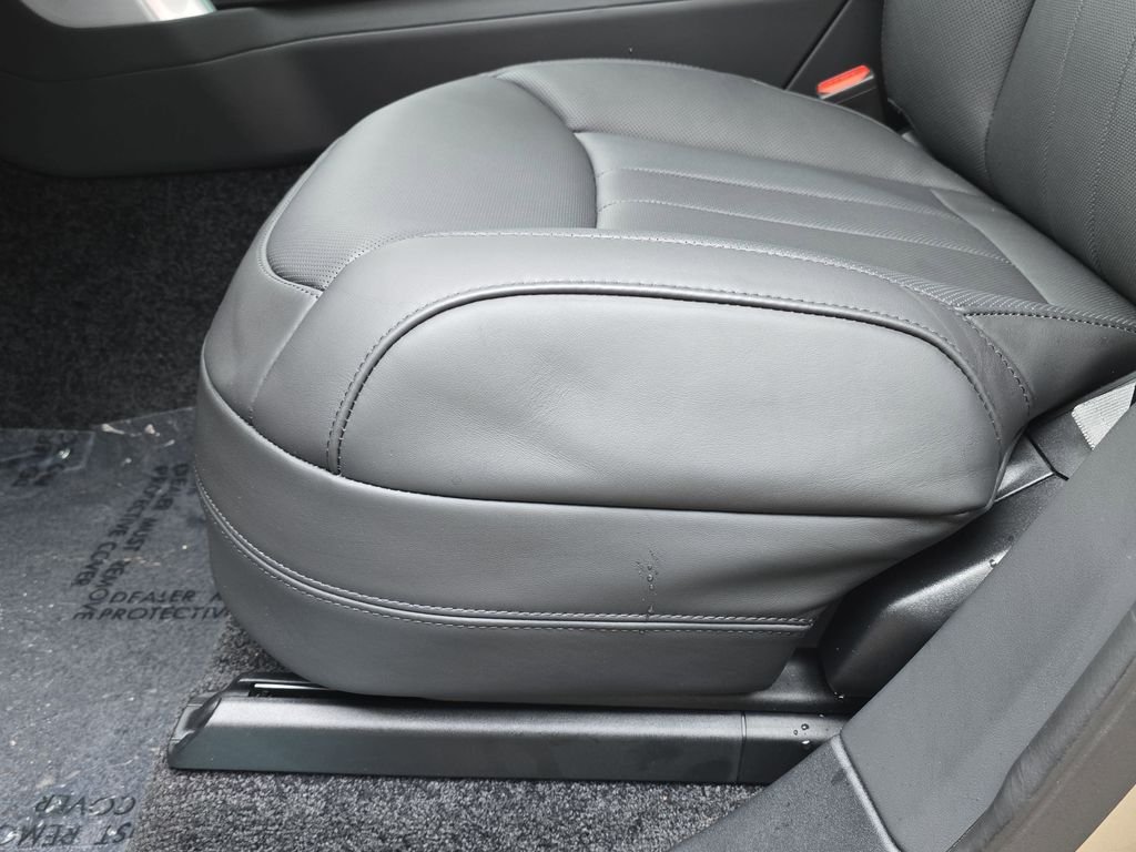 2025 Land Rover Range Rover SE - Photo 31