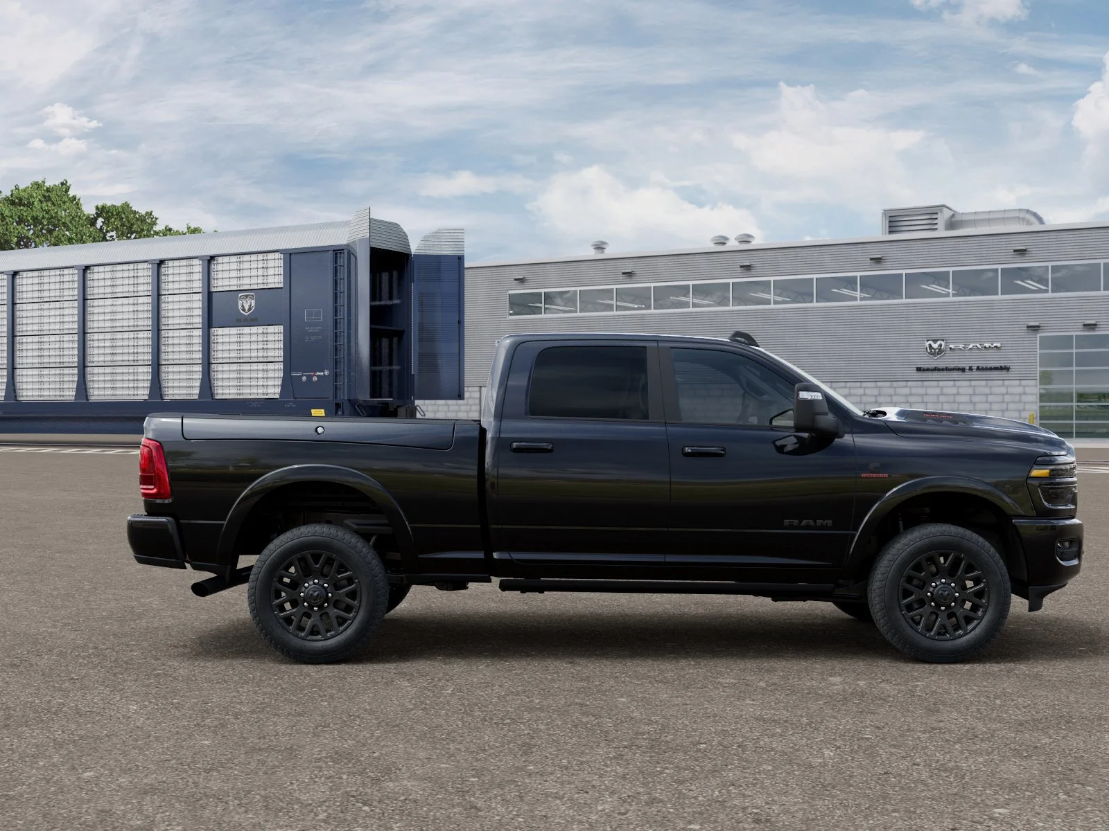 New 2026 Diamond Black Crystal Pearl-Coat Exterior Paint RAM Limited image 21
