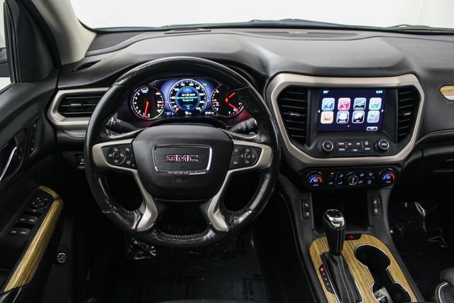 2017 GMC Acadia Denali - Photo 21