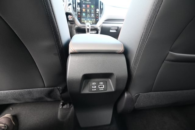New 2026 CRYSTAL WHITE PEARL Subaru Limited image 26